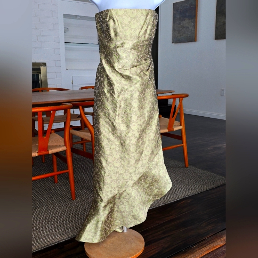 Kay Unger cocktail dress